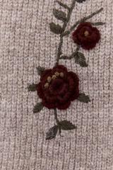 customized Floral Embroidered Knit Scarf & Beanie Set – Soft Beige with Burgundy Flowers