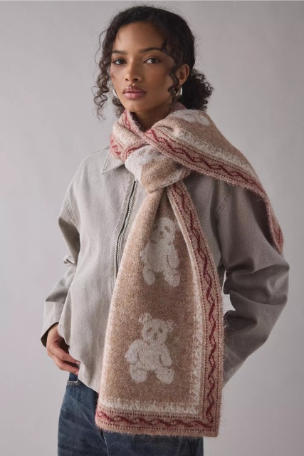 OEM ODM Teddy Bear Pattern Wool Blend Knit Scarf – Warm Beige & Burgundy