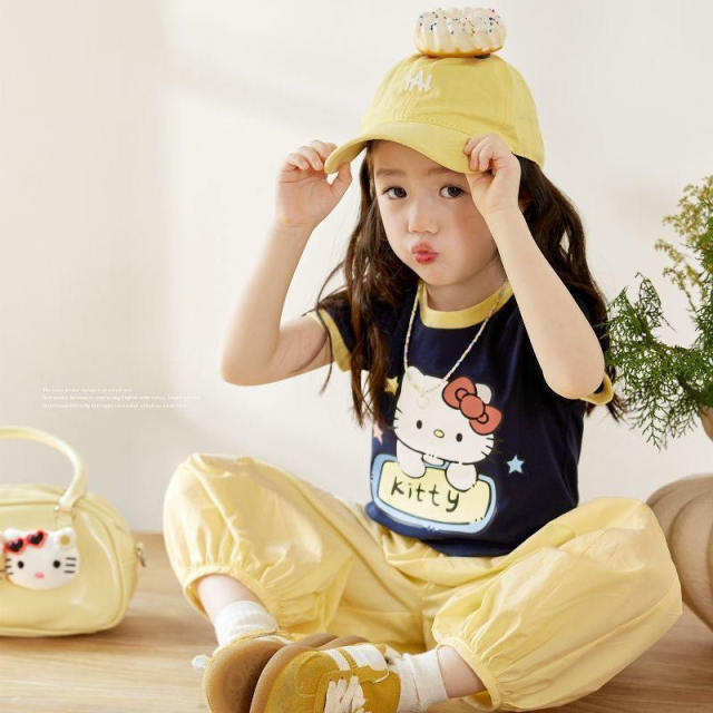 customized Women’s Men’s Girls’ Cute Cartoon Cat Short Sleeve T-Shirt and Pants Set