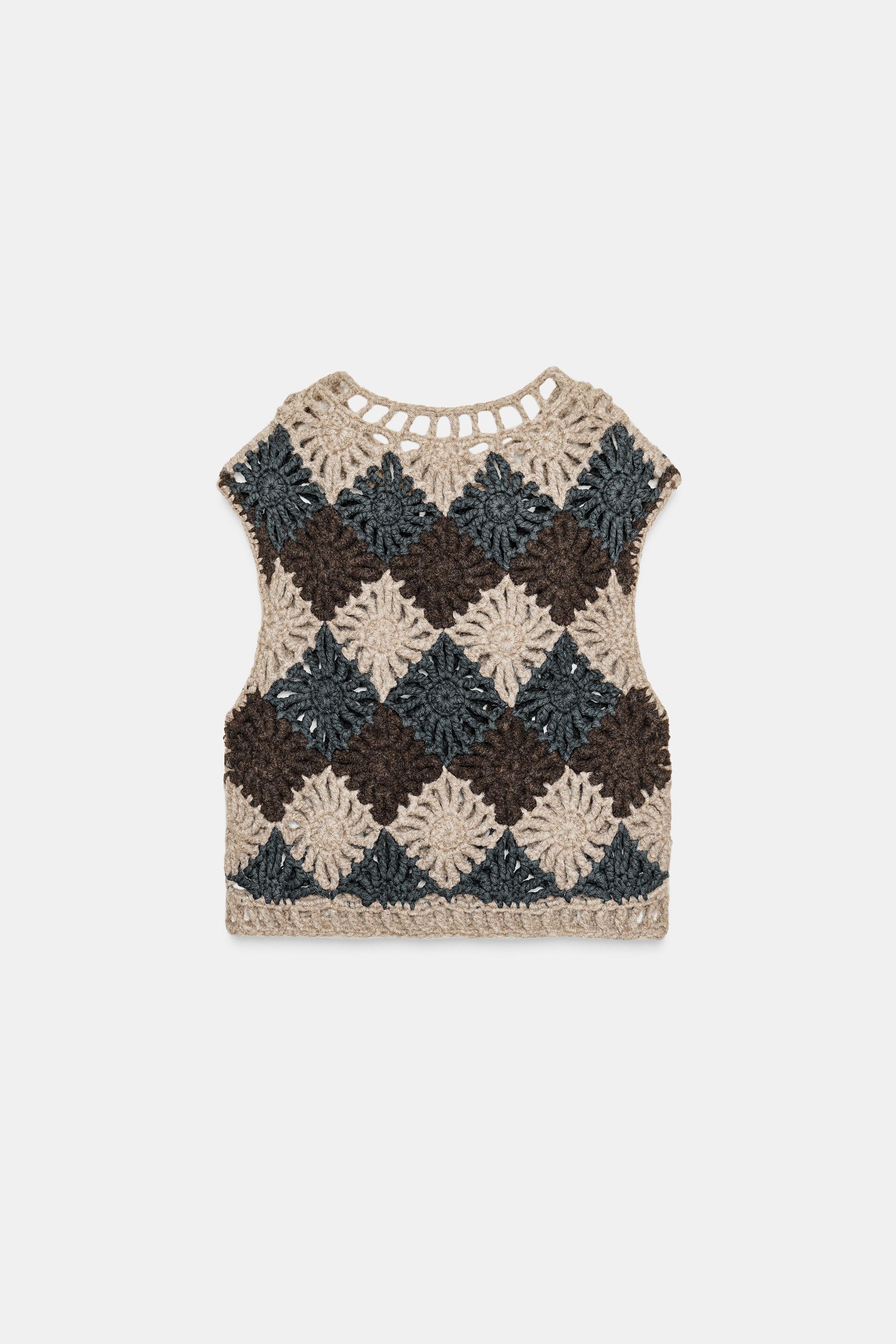 Wholesale Vintage Diamond Pattern Crochet Knit Sleeveless Top for Women