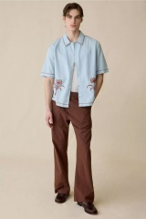 ODM OEM Men’s Sky Blue Floral Embroidered Short Sleeve Camp Collar Shirt