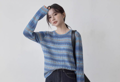 customized Women’s Gradient Striped Knit Sweater – Soft Lightweight Long Sleeve Pullover