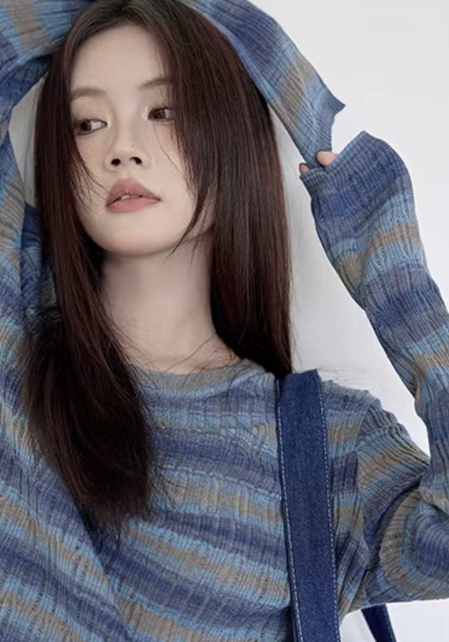 customized Women’s Gradient Striped Knit Sweater – Soft Lightweight Long Sleeve Pullover