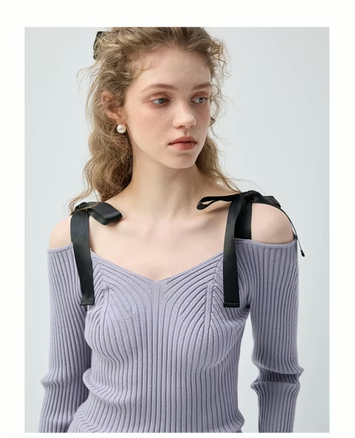 ODM OEM Women’s Ribbed Cold-Shoulder Knit Top with Strap Detail