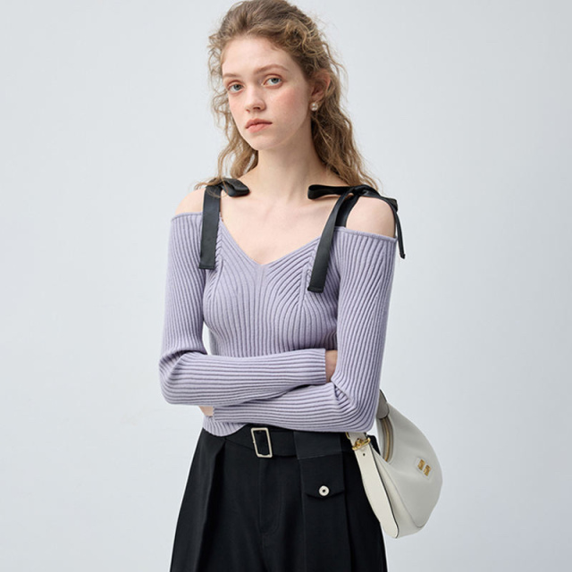 ODM OEM Women’s Ribbed Cold-Shoulder Knit Top with Strap Detail