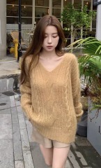 Wholesale Women’s Oversized Cable Knit Sweater – Chunky V-Neck Loose Fit Cozy Pullover