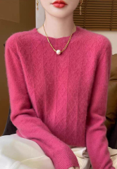 customized Women’s Fluffy Argyle Knit Crew Neck Sweater