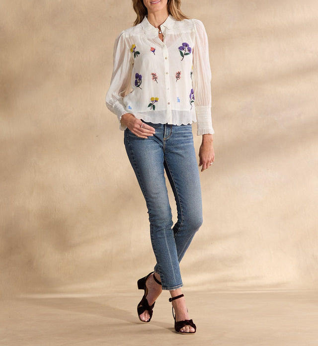 Personalized Women’s White Floral Embroidered Button-Up Blouse with Scalloped Hem