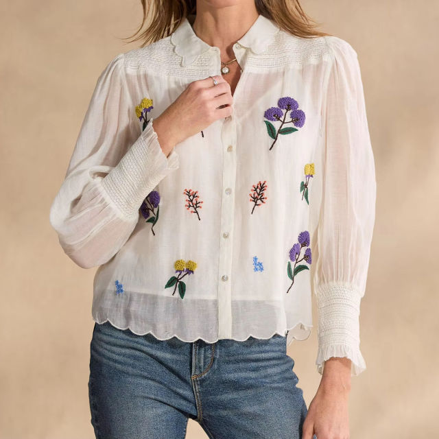 Personalized Women’s White Floral Embroidered Button-Up Blouse with Scalloped Hem