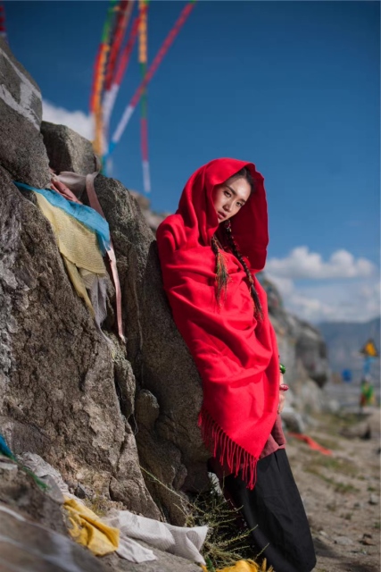 ODM OEM Red Oversized Fringe Shawl Scarf