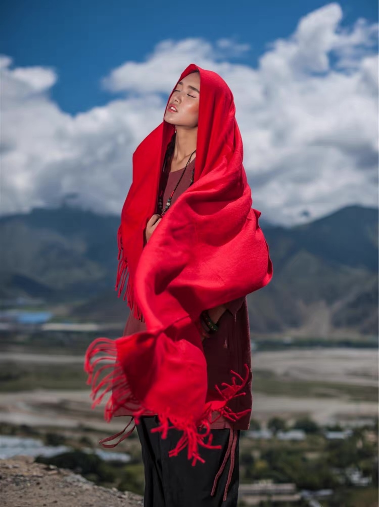 ODM OEM Red Oversized Fringe Shawl Scarf