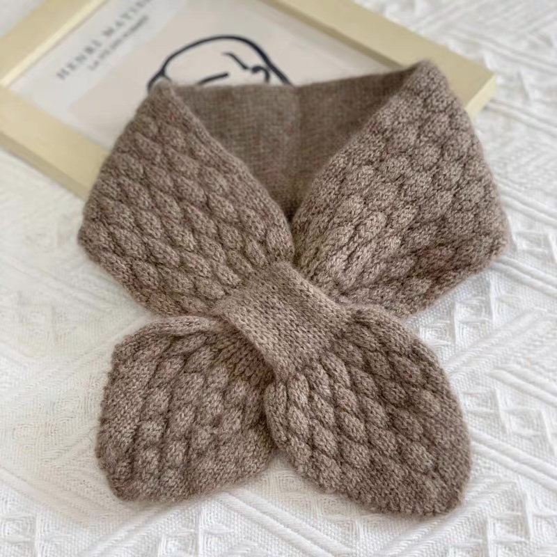 customized Beige Cable Knit Fuzzy Winter Scarf