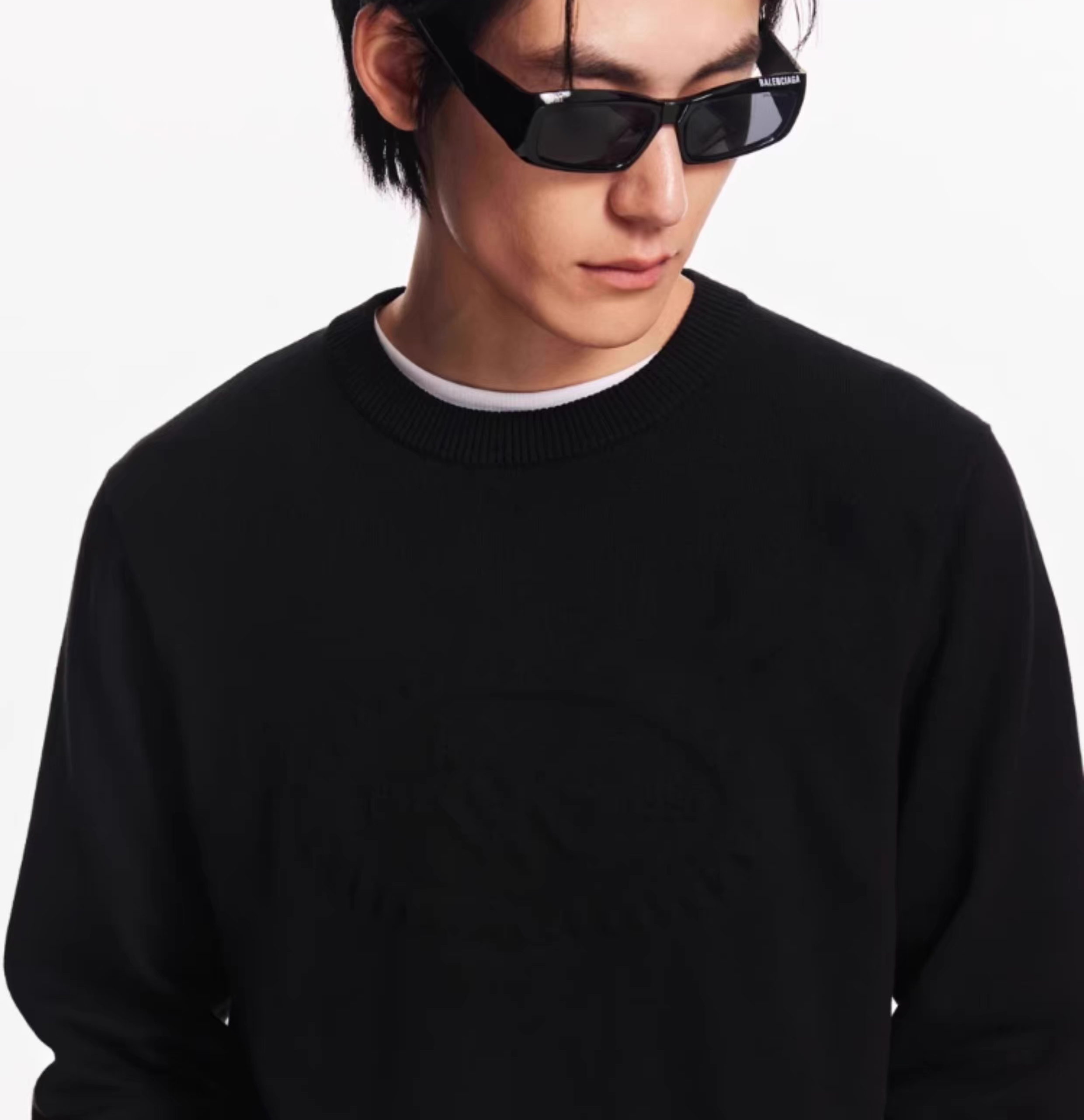 Wholesale Men’s Light Grey Crew Neck Knit Sweater with Embossed Chest Logo
