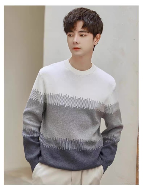 Made-to-order Men’s Color Block Crew Neck Knit Sweater