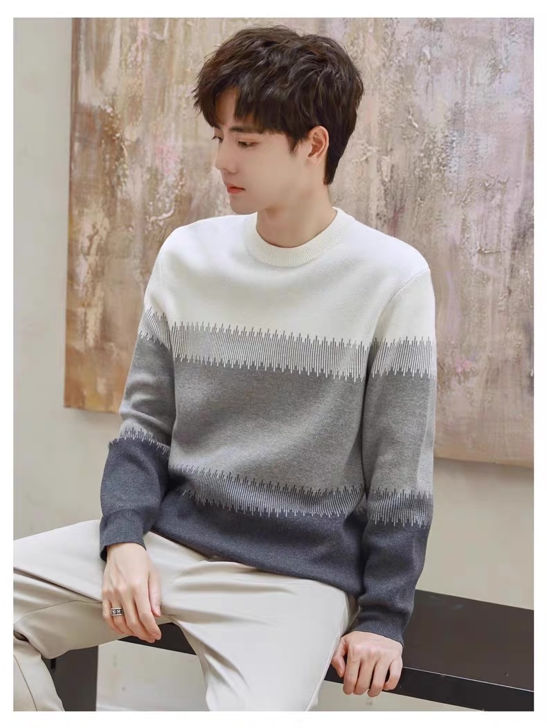 Made-to-order Men’s Color Block Crew Neck Knit Sweater