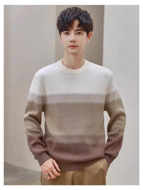 Made-to-order Men’s Color Block Crew Neck Knit Sweater