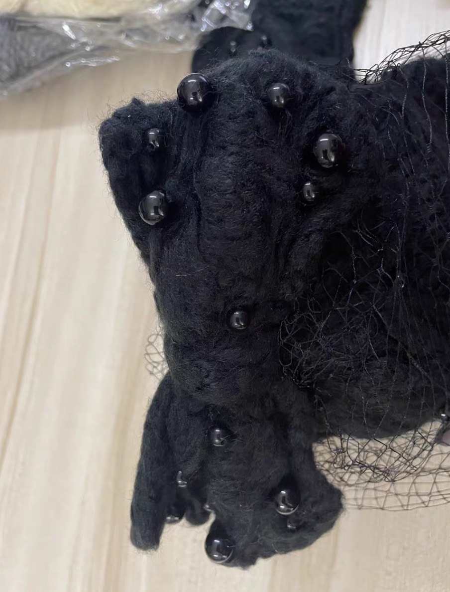 ODM OEM Black Crochet Flower Pearl Veil Hat and Mitten Set