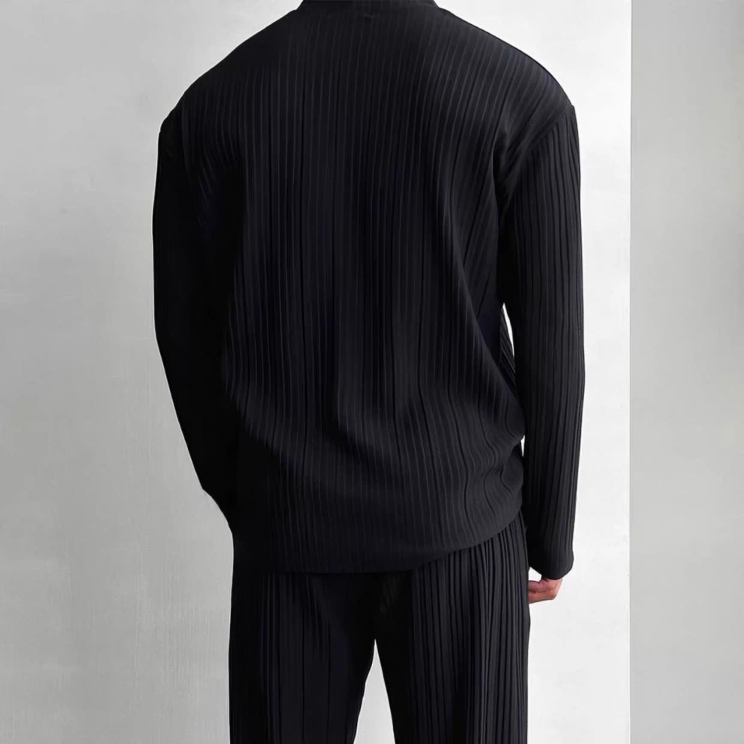 Factory Direct Men’s Black Pleated V-Neck Button-Up Cardigan Shirt