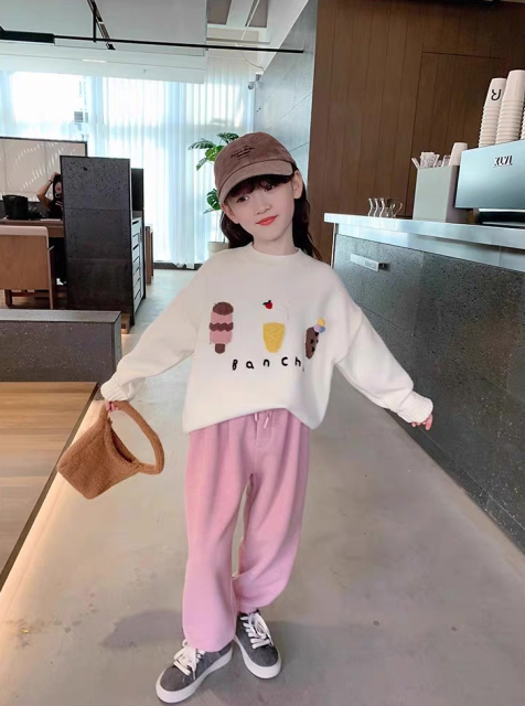 ODM OEM Girls’ Cream Ice Cream Graphic Sweatshirt and Pink Wide-Leg Pants Set
