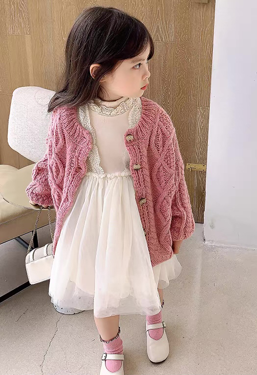 ODM OEM Girls’ Cream Cable Knit Button-Up Cardigan