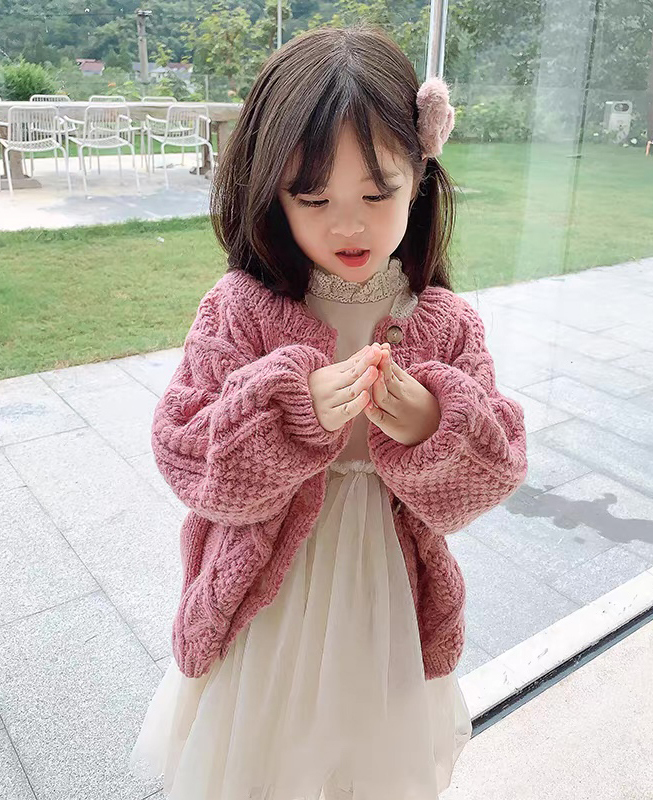 ODM OEM Girls’ Cream Cable Knit Button-Up Cardigan