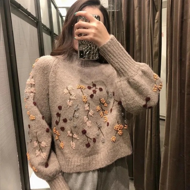 Factory Direct Beige Floral Embroidered Puff Sleeve Cropped Sweater