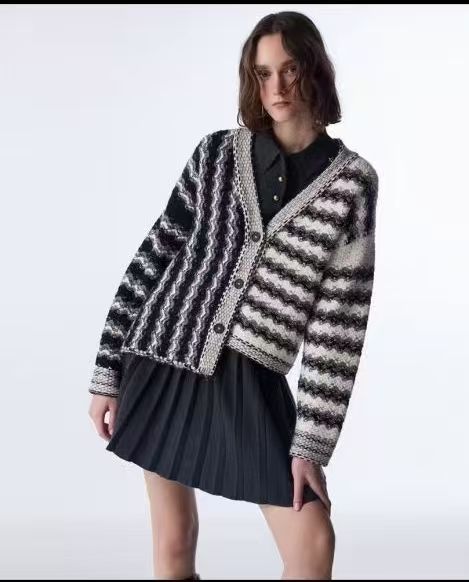 Factory Direct Monochrome Textured Stripe Chain-Trim Cardigan Jacket