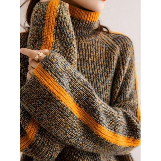 customized Women’s Oversized Contrast-Trim Turtleneck Knit Sweater