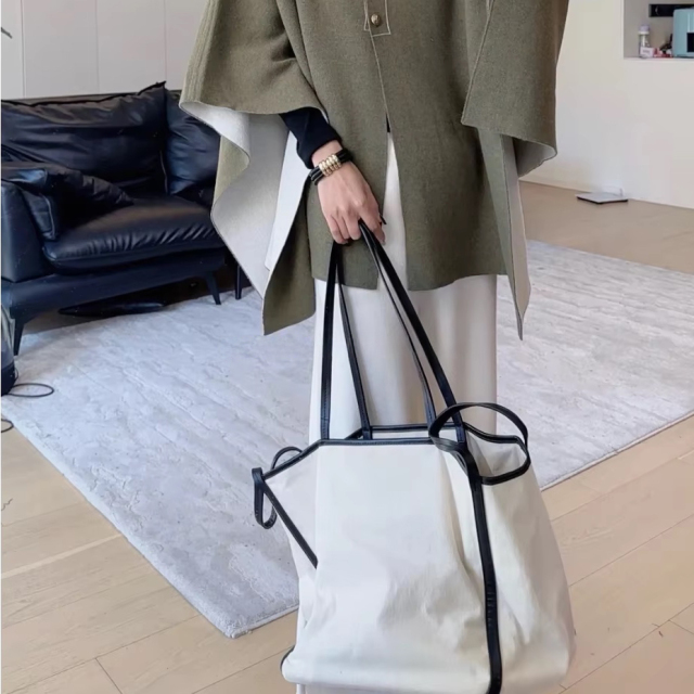 Made-to-order Minimalist Contrast Trim Canvas Tote Bag – Large Casual Shoulder Carryall