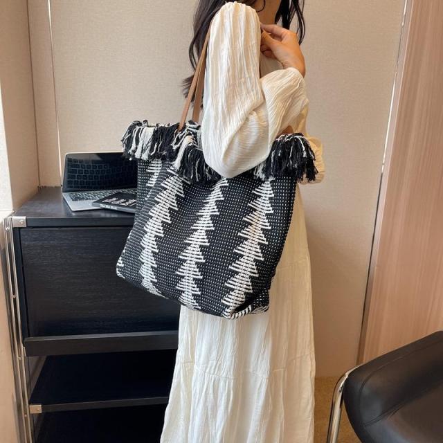 Made-to-order Boho Woven Fringe Tote Bag with Leather-Look Handles – Geometric Pattern Casual Shoulder Bag