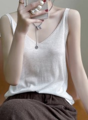 Women’s Heather Beige V-Neck Knit Camisole Top