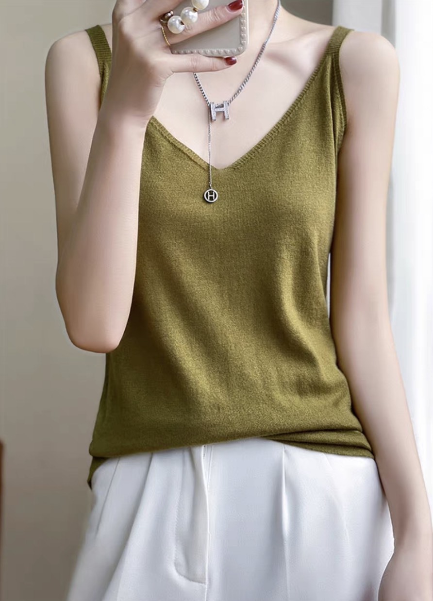 Women’s Heather Beige V-Neck Knit Camisole Top