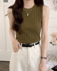 Women’s Ivory Ribbed High-Neck Sleeveless Knit Top