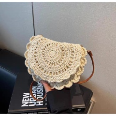 Sunburst Scallop Crochet Crossbody Bag