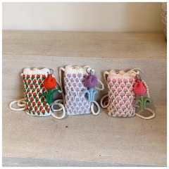 Sunburst Scallop Crochet Crossbody Bag