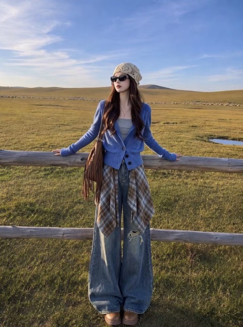 Blue V-Neck Button-Front Knit Cardigan
