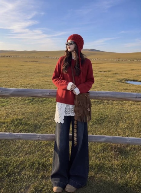 Vintage Red Lace-Trim Knit Sweater