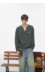 Men's Vintage Beige Knit Sweater with Red Contrast Stitching – Relaxed Fit V-Neck Detail Pullover