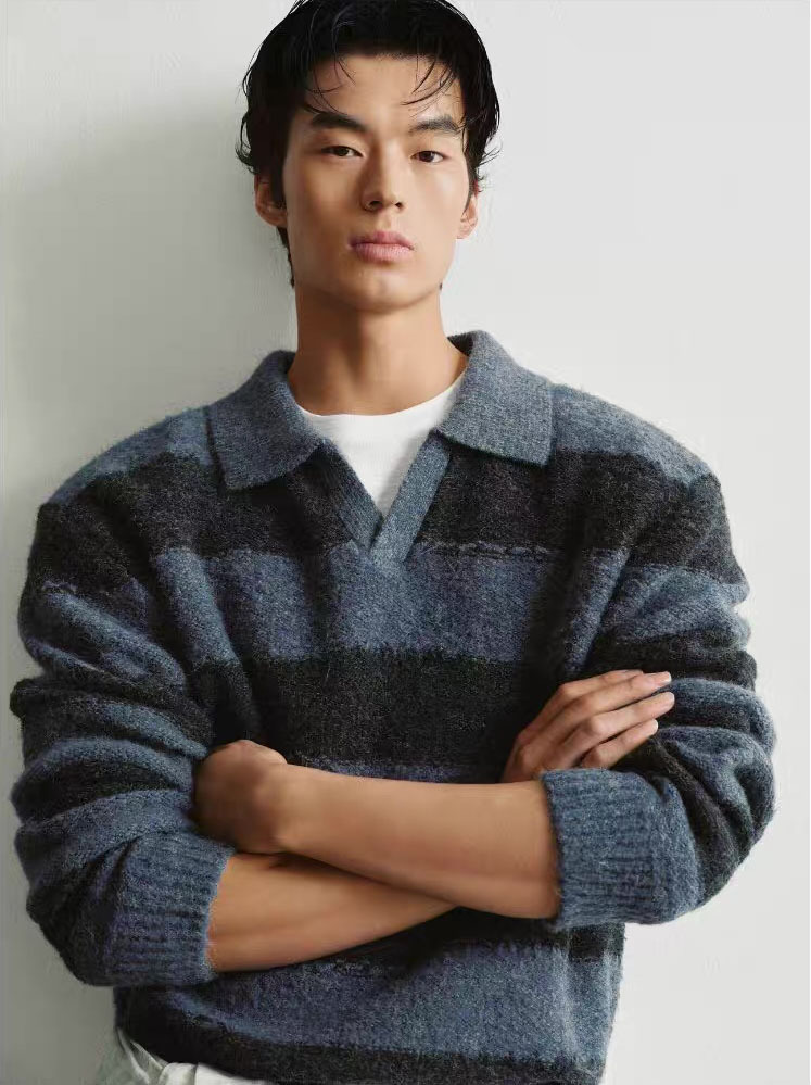 Men's Vintage Blue & Charcoal Striped Knit Polo Sweater – Relaxed Fit Long Sleeve Pullover