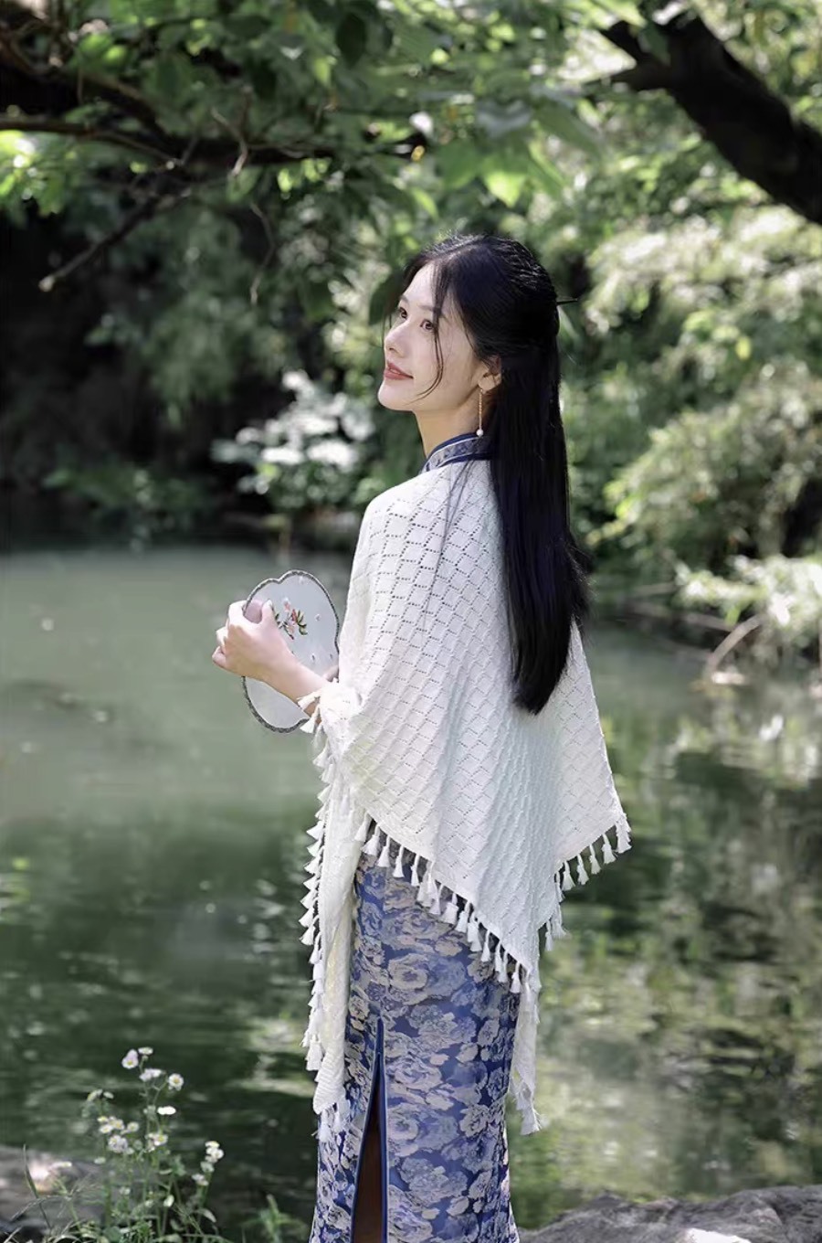 Yunelle Ivory Pointelle Knit Tassel Shawl – Lightweight Women’s Knitted Shoulder Wrap