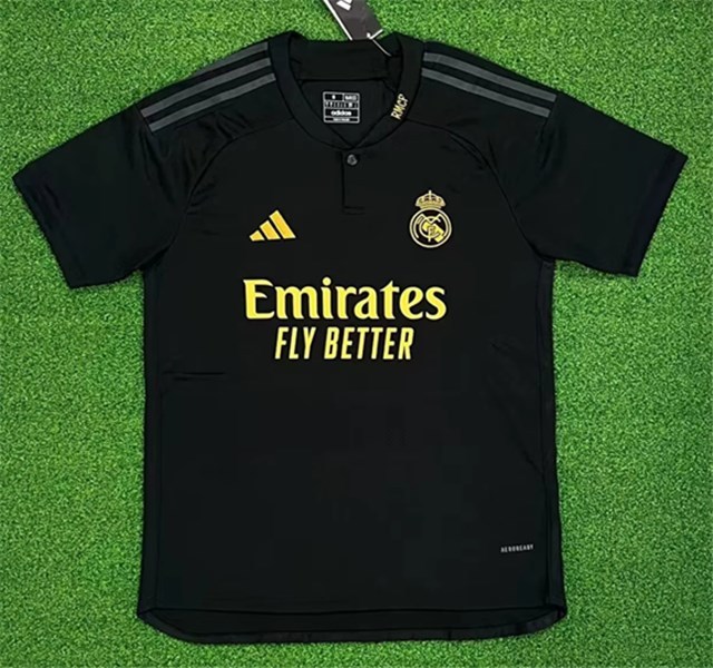 2024 Thai version of Real Madrid away jersey