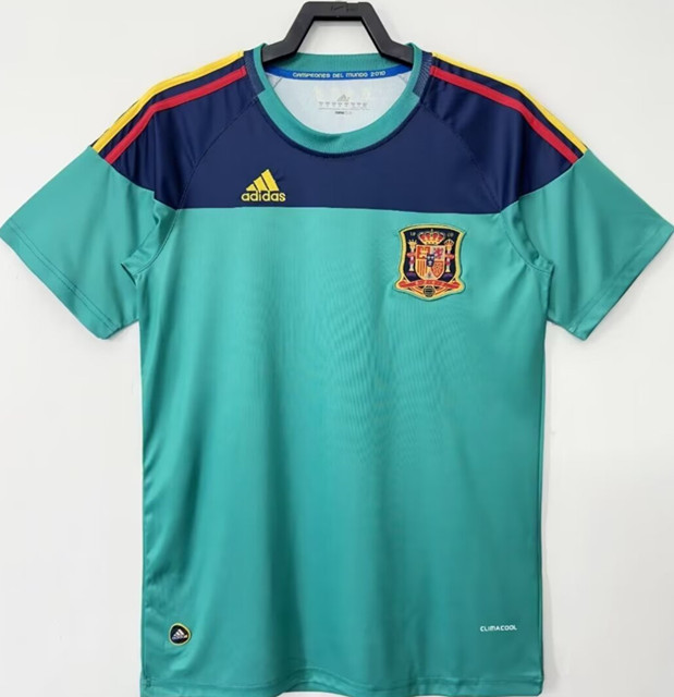 2010 Spain goalkeeper uniform retro Thai version quality