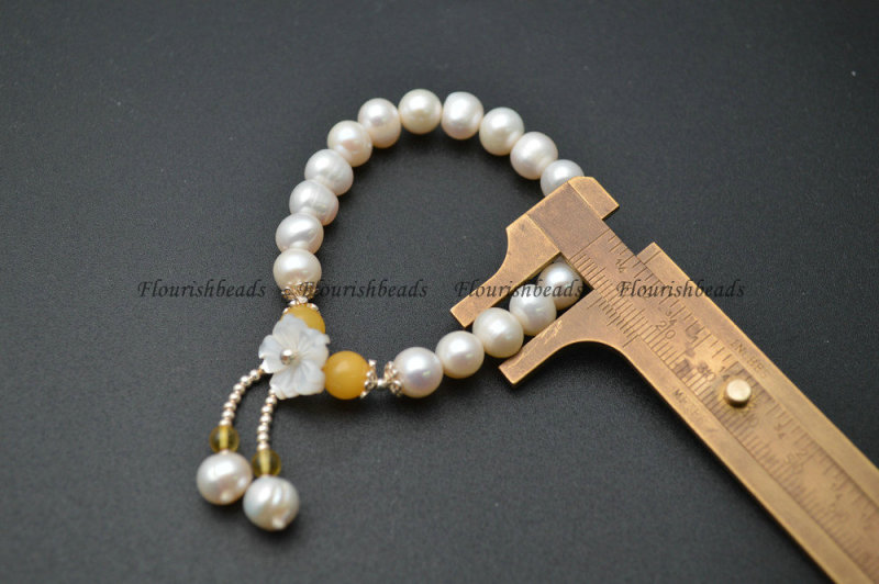 Natural White Pearl / Yellow Amber Beasds Shell Flower Charm Bracelet Fashion Woman Jewelry