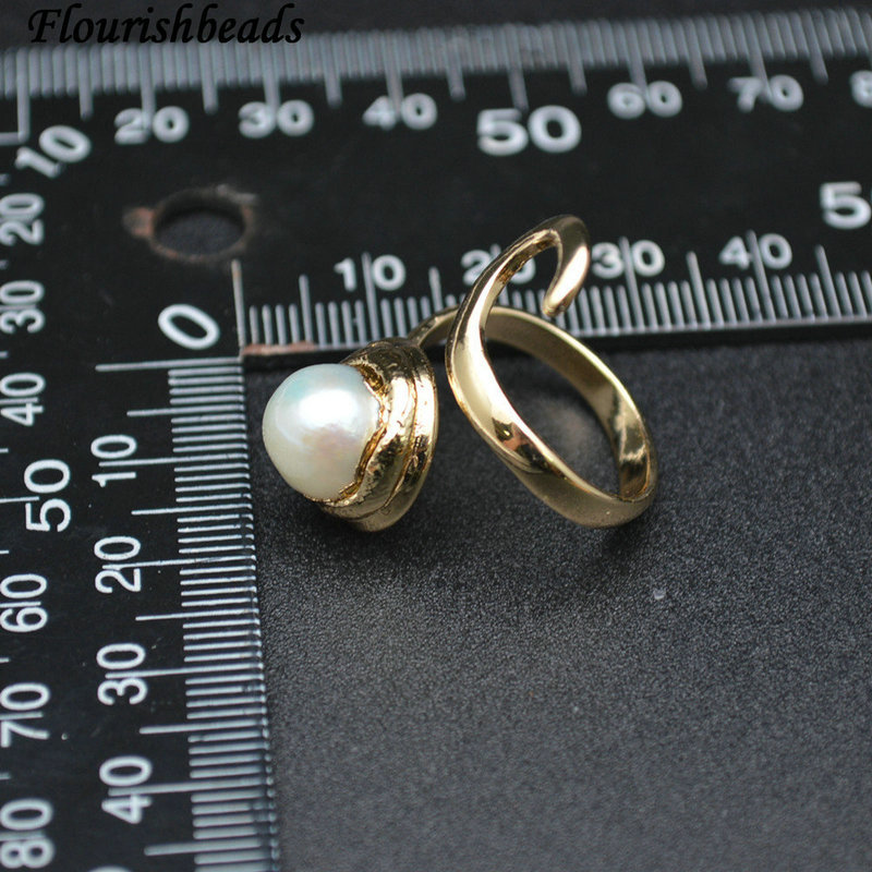 Natural White Pearl Round Beads Ring with Spiral Gold Metal Adjustable Circle