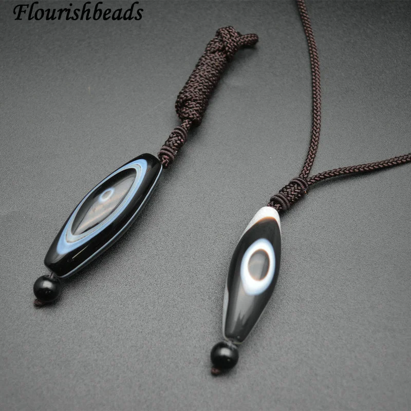 Nucleated Natural DZI Agate Tibetan Barrel with 64cm Chinese Cord Necklace