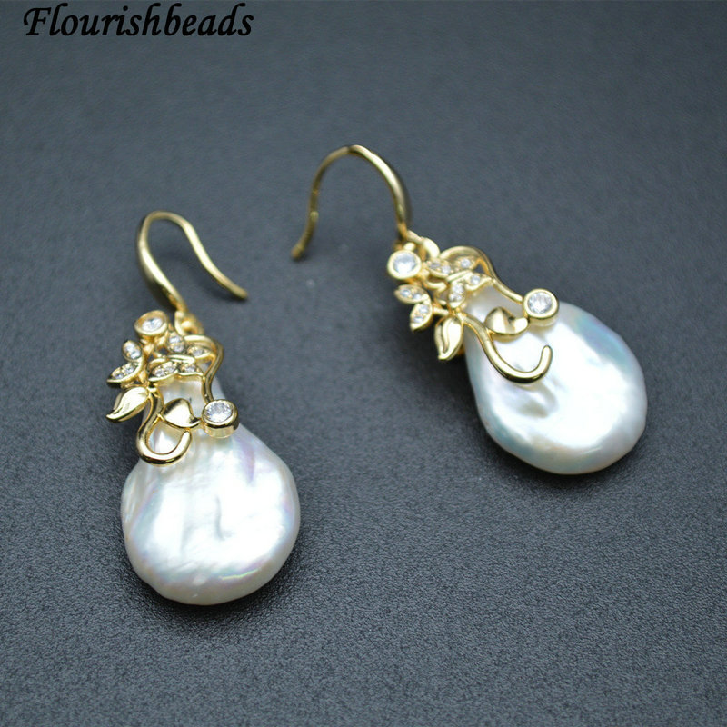 Big White Nutaral Pearl Anti-fade Plating Copper Paved CZ Earings
