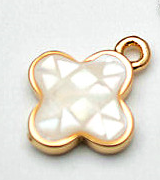 One Loop Natural White Shell Flour Leaf Clover Charms fit Necklace Bracelets making