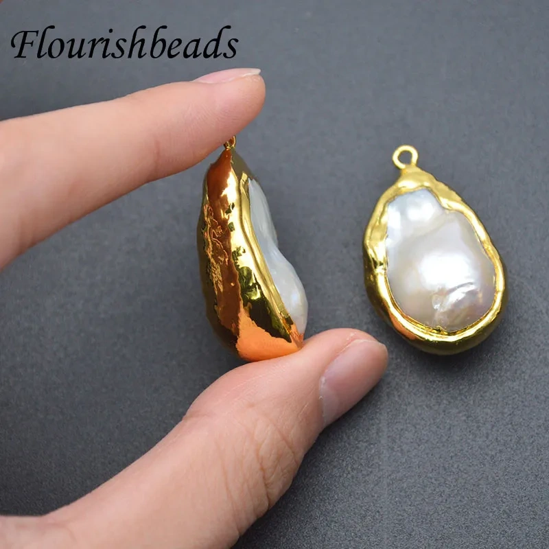 High Quanlity Fresh Water Pearl Baroque Beads Pendant Freefrom Flat Back Gold Plating on Surface for Necklace Jewelry Making