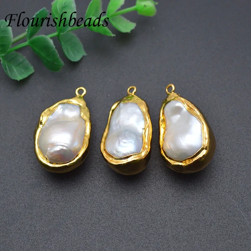 High Quanlity Fresh Water Pearl Baroque Beads Pendant Freefrom Flat Back Gold Plating on Surface for Necklace Jewelry Making