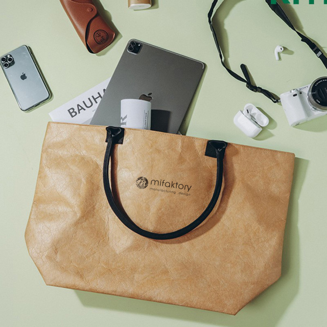 Simple eco-friendly handbag